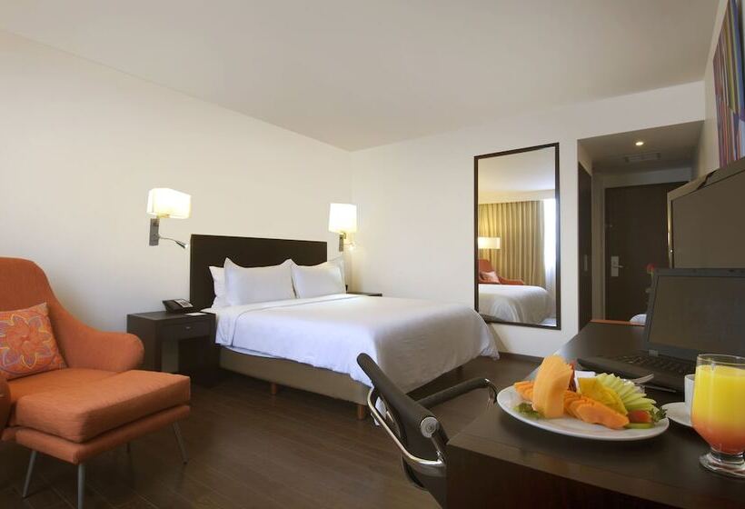 Номер Superior, Fiesta Inn Insurgentes Sur