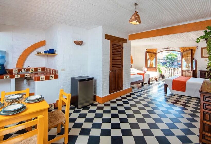 غرفة قياسية رباعية, Hacienda De Vallarta Centro