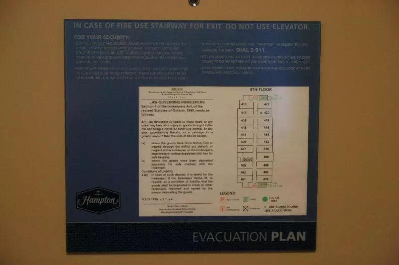 キングサイズベッドのスタンダードルーム, Hampton Inn By Hilton North Bay