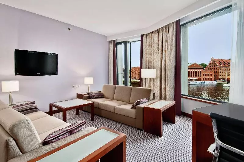 سوئیت با تخت بزرگ, Hilton Gdansk