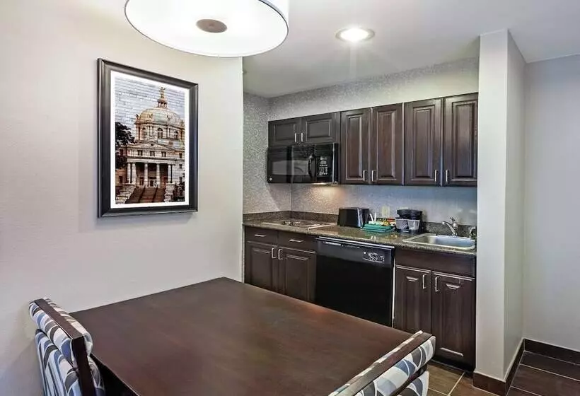 スイート, Homewood Suites By Hilton Waco