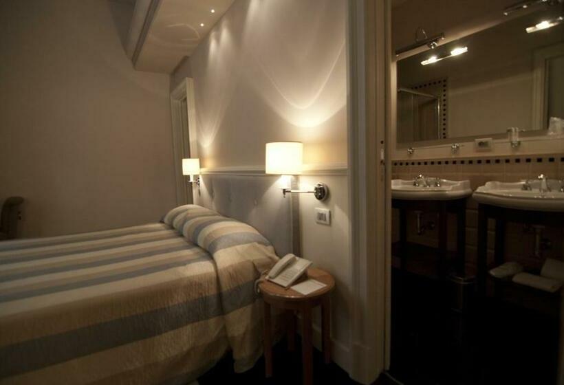 سوییت جونیور, Patria