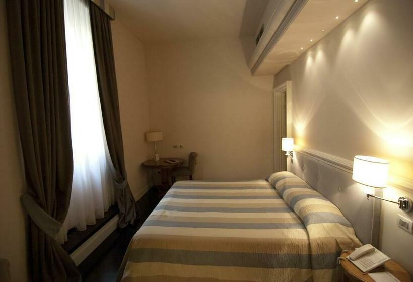 اتاق سوپریور سه تخته, Patria