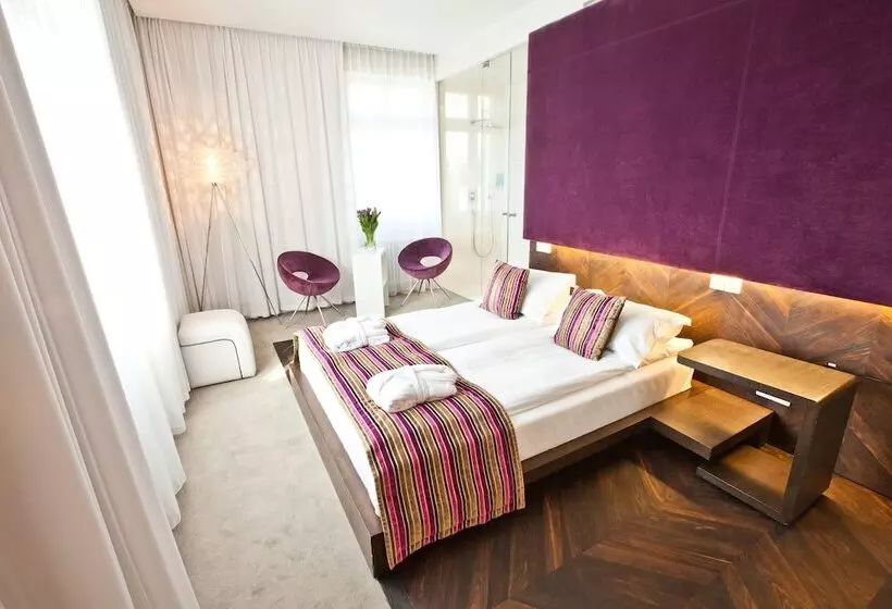 اتاق راحتی, Platinum Residence Boutique
