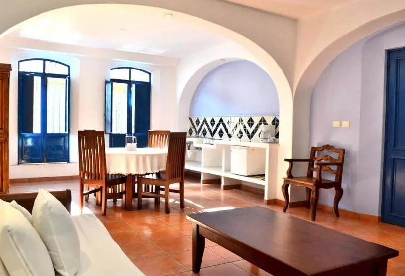 スイート, Posada Del Cafeto
