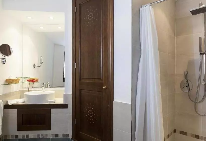 بانگلوی استاندارد, Ca S Xorc Luxury Retreat Adults Only