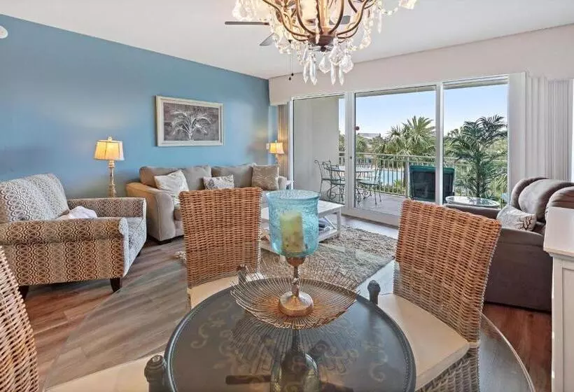 Huoneisto 2 Makuuhuonetta, Sterling Shores 215