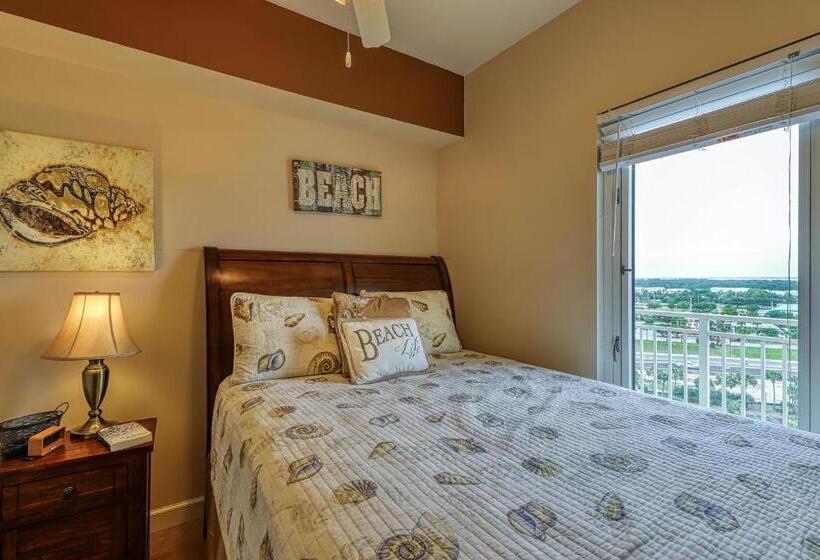 침실 3개 아파트, Sterling Shores