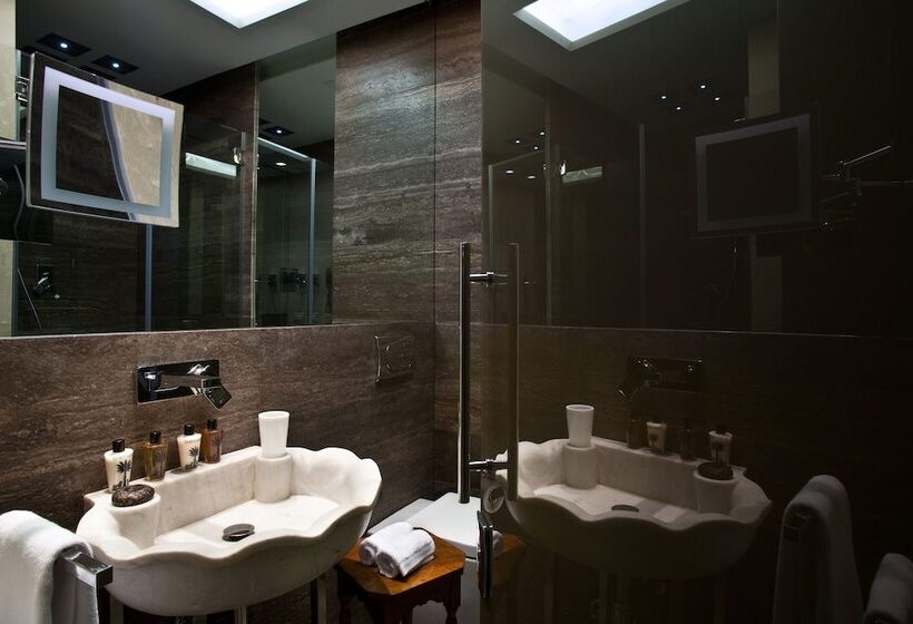 スイート, The Ashbee