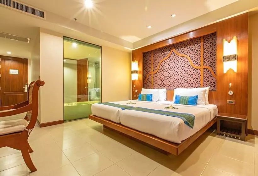 プールの見えるスーペリアルーム, Rawai Palm Beach Resort   Sha Extra Plus