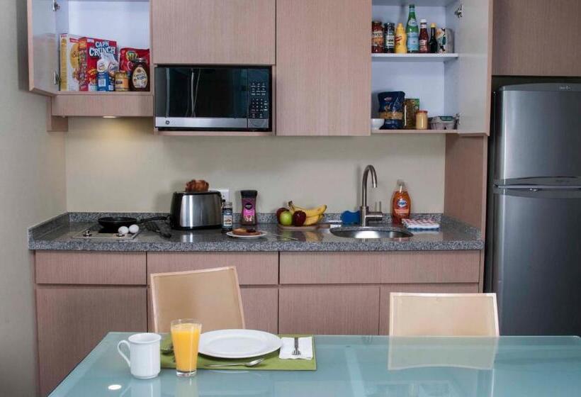 سوییت اجرایی, Stadia Suites Mexico City Santa Fe