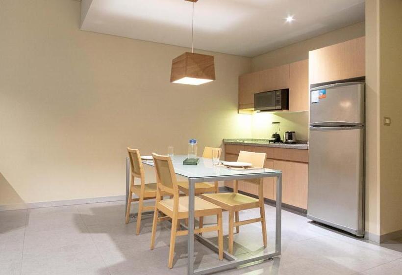 سوییت اجرایی, Stadia Suites Mexico City Santa Fe