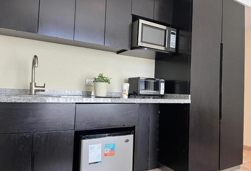 اتاق لوکس با تخت بزرگ, Stadia Suites Mexico City Santa Fe