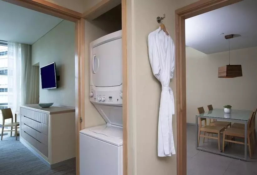 エクゼクティブスイート, Stadia Suites Mexico City Santa Fe