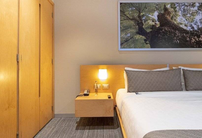 سوییت اجرایی, Stadia Suites Mexico City Santa Fe