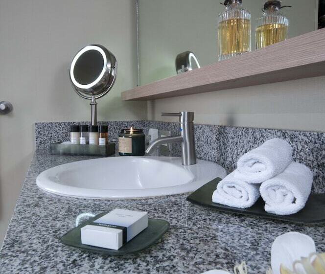 مجموعه ویستا شهر, Stadia Suites Mexico City Santa Fe