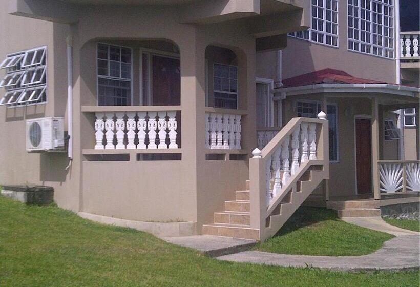 Estudio Estándar, Bayside Villa St. Lucia