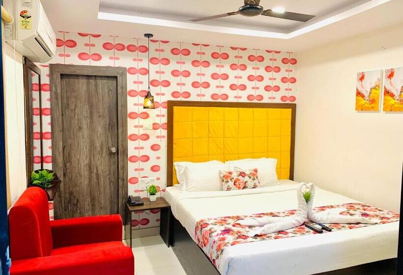 سوییت جونیور, Oak By Signature Airport Zone Hyderabad