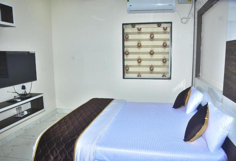 Люкс Повышенной Комфортности, Pagadala Grand Residency