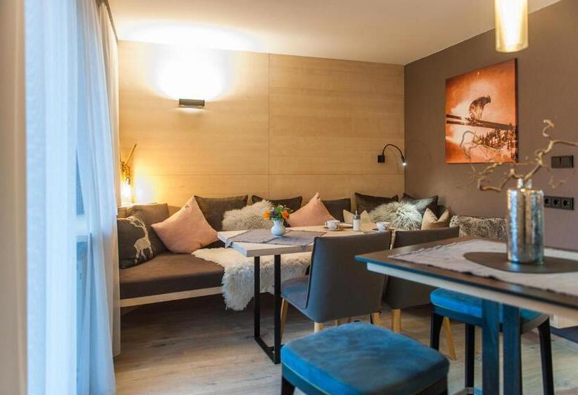 スタンダード4人部屋, Arlsuites