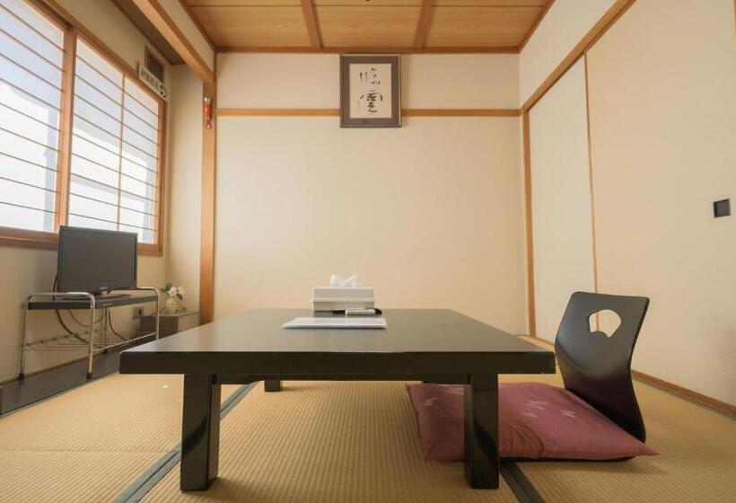 Номер Стандарт, Shibu Onsen Kadoya