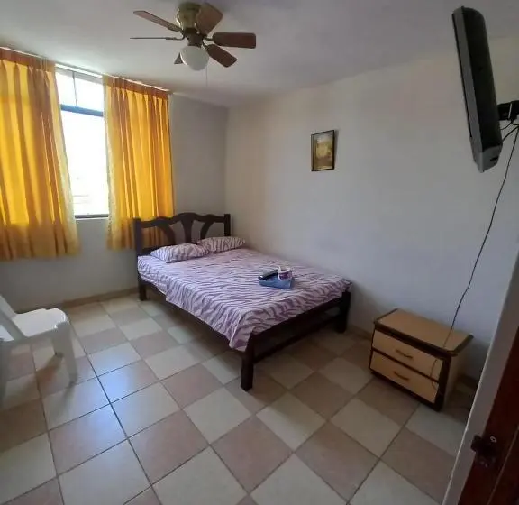 スタンダードルーム, Hospedaje Paraiso Norteño