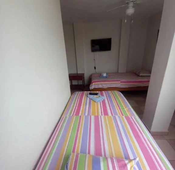 スタンダードルーム, Hospedaje Paraiso Norteño