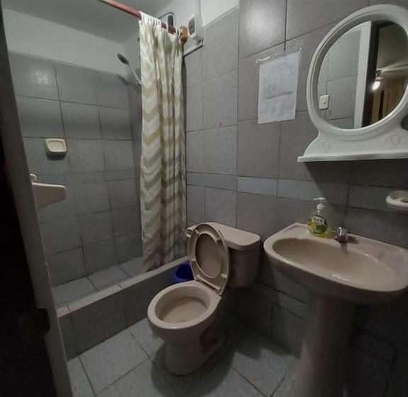 Номер Стандарт Трехместный, Hospedaje Paraiso Norteño