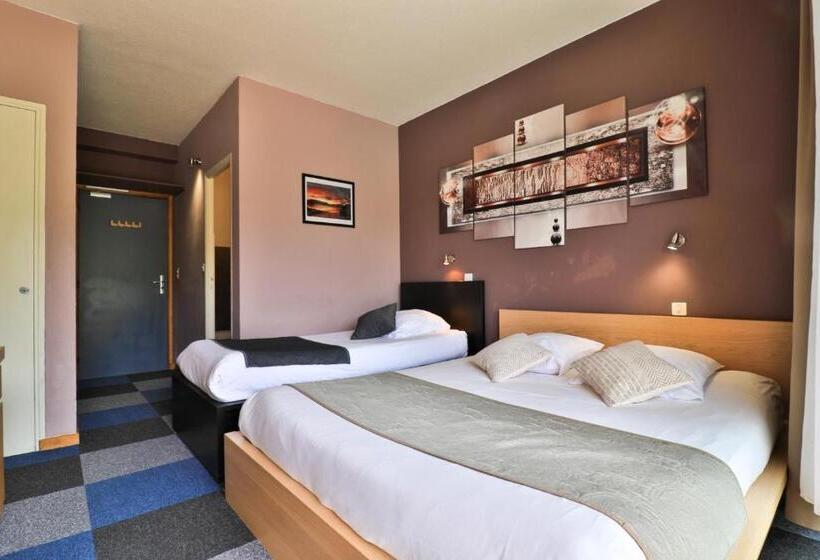 חדר סטנדרט לשלושה, Hôtel Les Flots Bleus