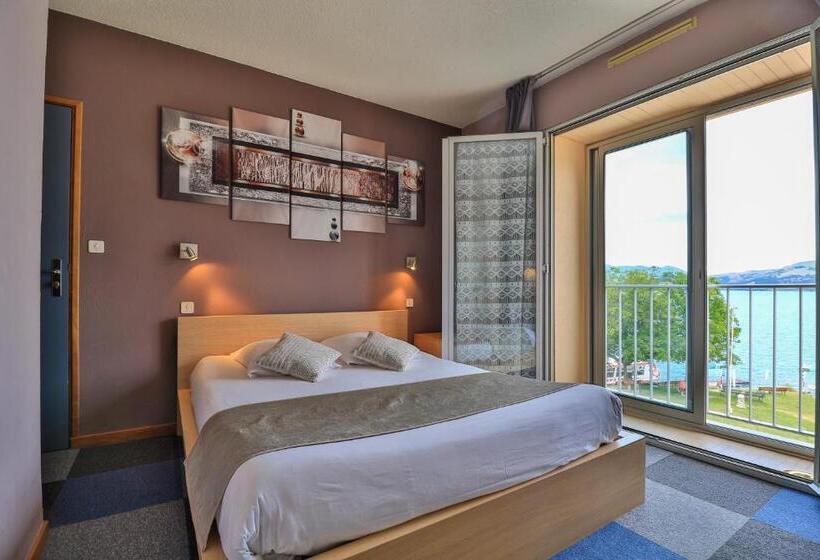 Номер Стандарт с Балконом, Hôtel Les Flots Bleus