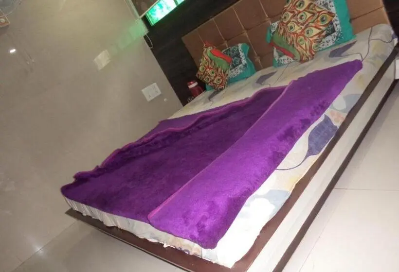 Economy Zimmer, Kiran
