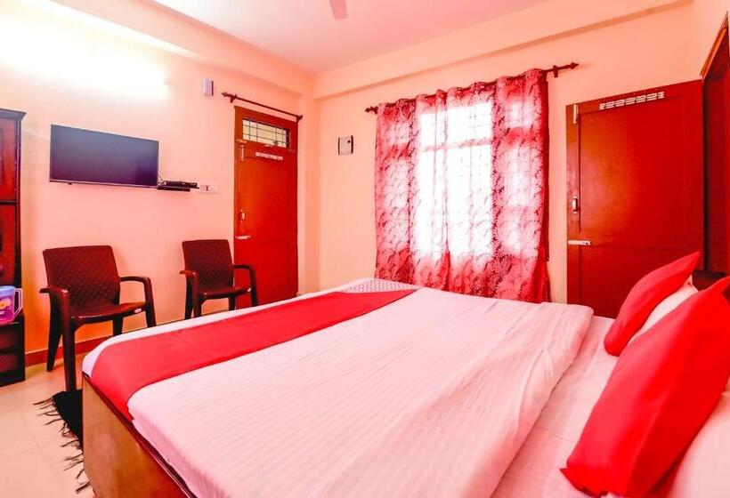 غرفة قياسية ثلاثية, Prem Homestay Cottage