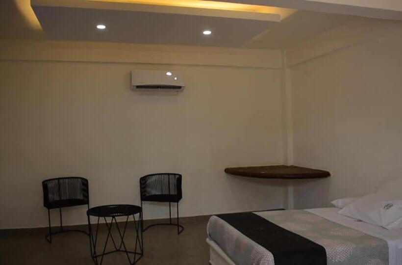 חדר סטנדרט לארבעה, San Carlos Yautepec