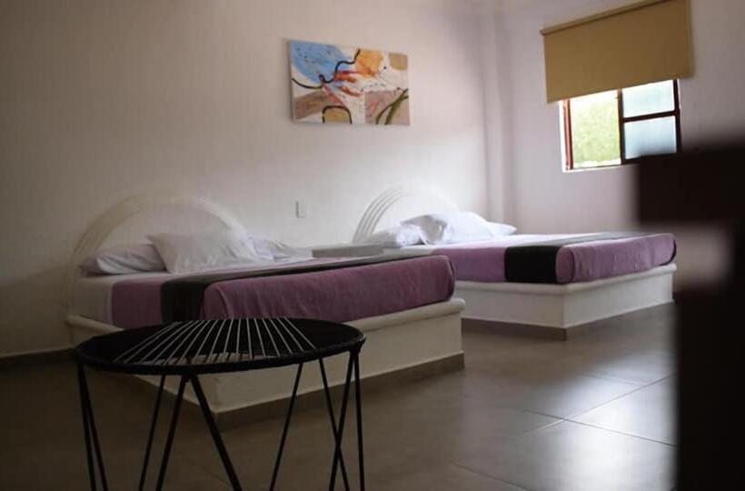 חדר סטנדרט לארבעה, San Carlos Yautepec