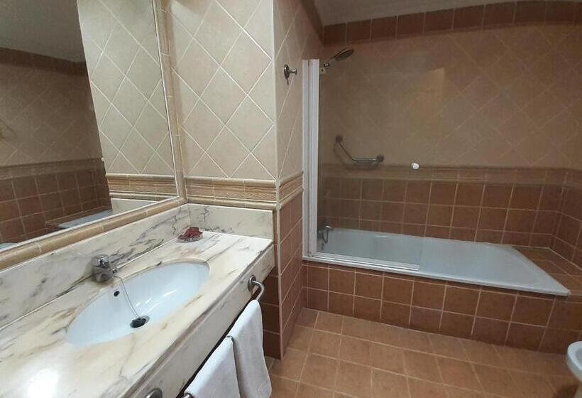 غرفة قياسية, El Pentágono