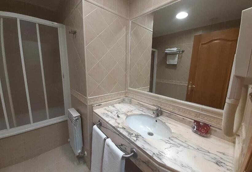 غرفة قياسية, El Pentágono