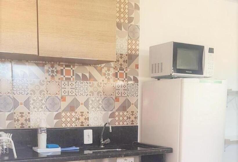 Люкс Вид на Бассейн, Di Raffaele Bombinhas