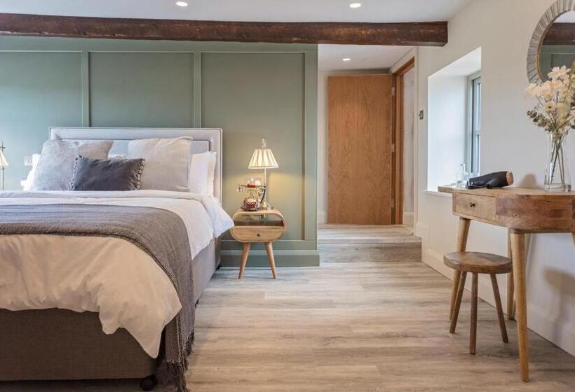 디럭스 패밀리 룸, The Ostrich Inn