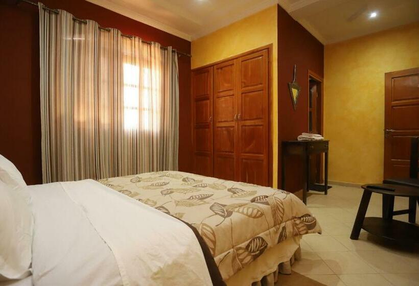 اتاق استاندارد, La Rose Blanche