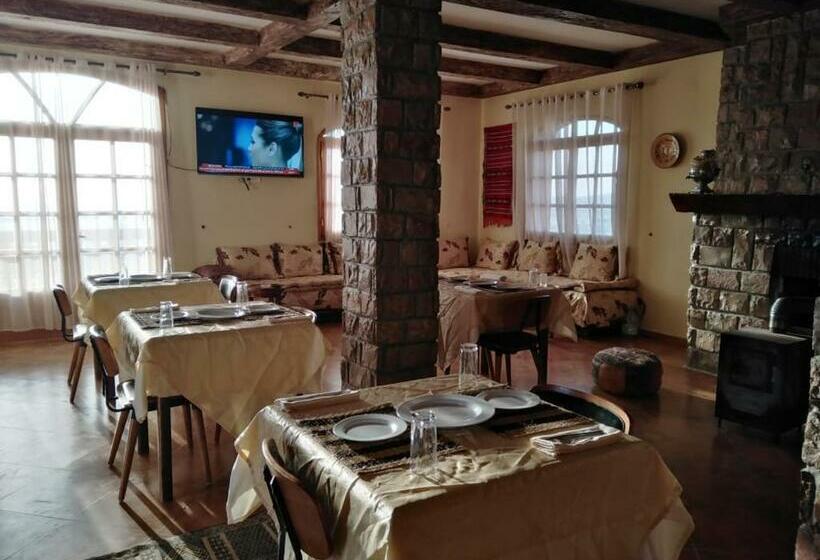 اتاق استاندارد, La Rose Blanche