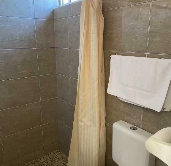 חדר סטנדרט יחיד עם מיטה זוגית, Gateway Motor Inn