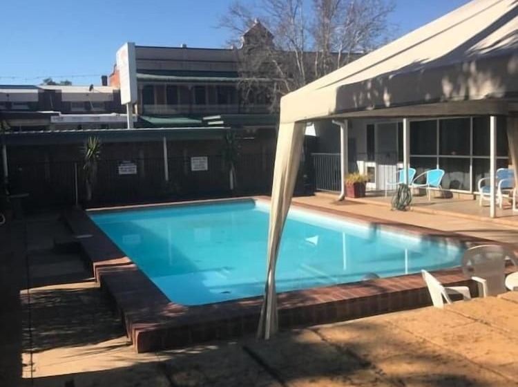 חדר סטנדרט, Gateway Motor Inn