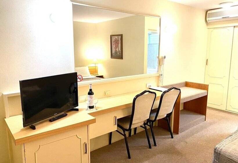 חדר סטנדרט, Gateway Motor Inn