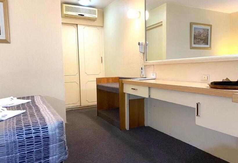 חדר סטנדרט, Gateway Motor Inn