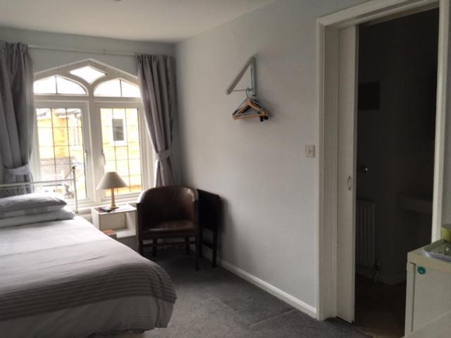 غرفة قياسية فردية, The Red Lion Longwick, Princes Risborough Hp27 9sg