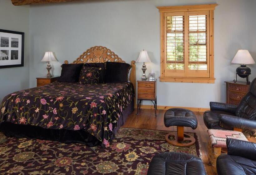 غرفة قياسية سرير كينج, Blue Lake Ranch