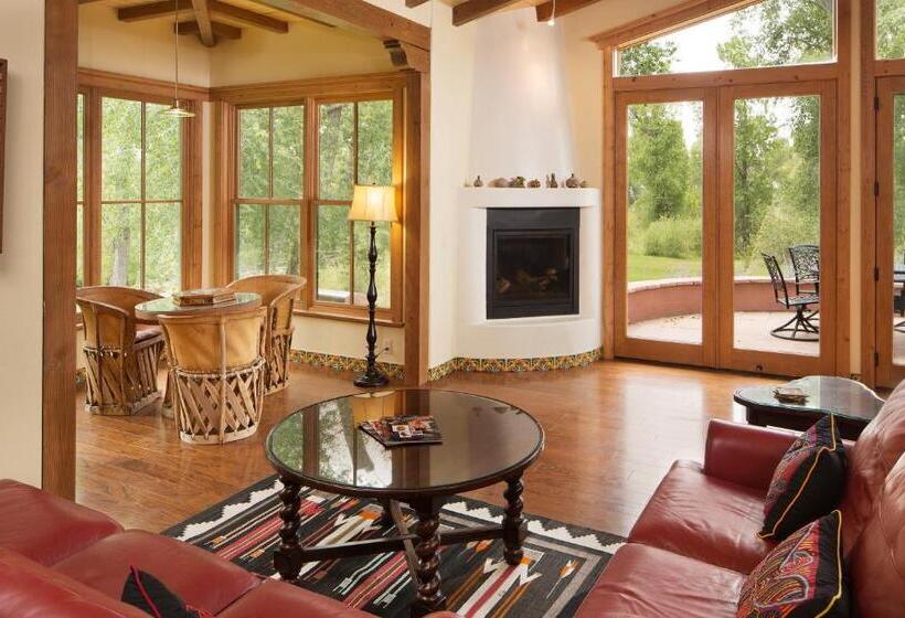 منزل غرفتين نوم, Blue Lake Ranch