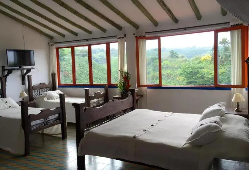 Standard Kolmen Hengen Huone, Bosques Del Saman Alcala