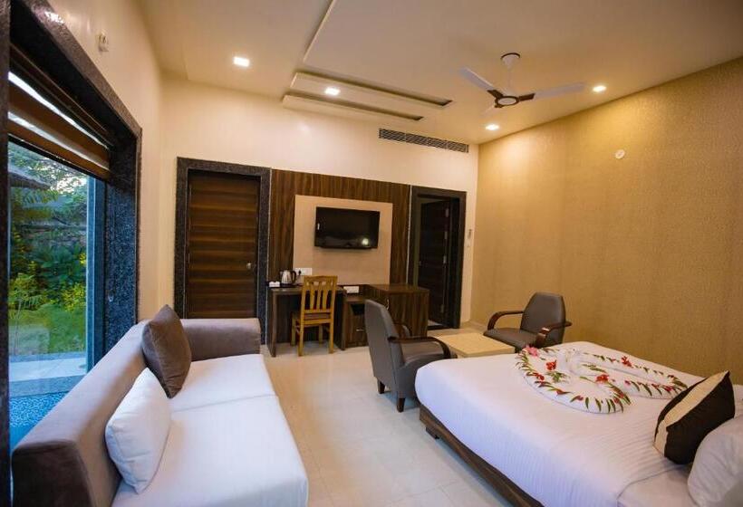 ویلای لوکس 1 خوابه, Nature Village Resort