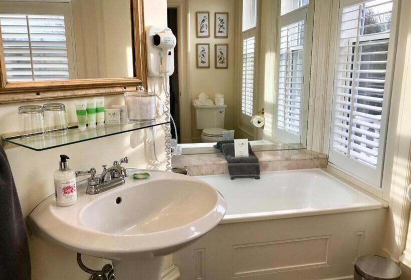 غرفة قياسية سرير كينج, Tattingstone Inn